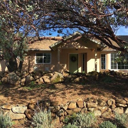Ponderosa Basin Foxtail Farm Bed & Breakfast מראה חיצוני תמונה